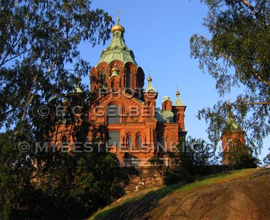 Summery sunset view of Uspenski Cathedral on Katajanokka, Helsinki. Photo & pop-up photo © R.C. Candolin-Gelber 1999, 2000-2007, 2008 - Uspenski Cathedral, Katajanokka, Helsinki. Photo & pop-up photo © R.C. Candolin-Gelber 1999, 2000-2007, 2008 -