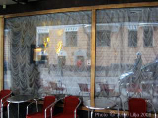 Moskova Bar, on Eerikinkatu in Helsinki.  - -  Photo copyright ©  MyBestHelsinki.com & Annu Lilja. All Rights Reserved.