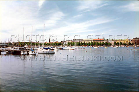 Liuskasaari Island view to Merisatama. Photo & pop-up photo &copy; R.C. Candolin-Gelber 1999, 2000-2007, 2008 -