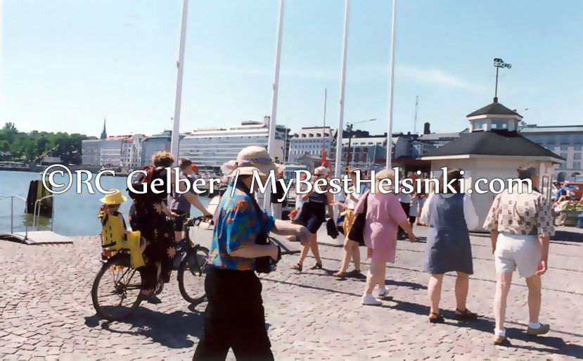 Summer day at Helsinki's Market Square. Photo © RC Gelber 