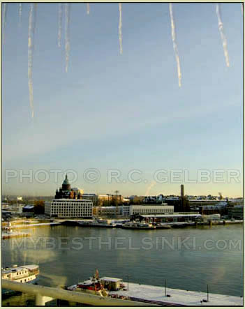 Winter vu of South Harbor & Katajanokka, Helsinki. - All photos © RC Gelber. All Rights Reserved.