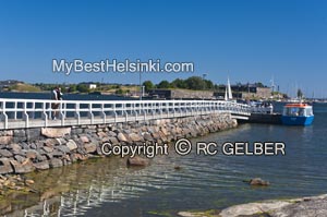 Särkkä pier - boat to Särkkä & Särkänlinna restaurant, Helsinki